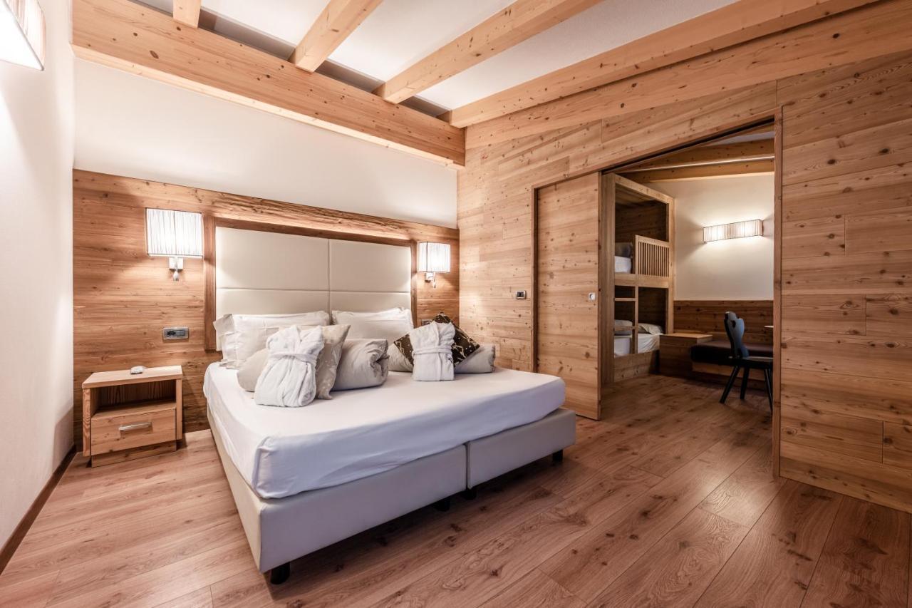 Ravelli Sporting Hotell Mezzana  Exteriör bild