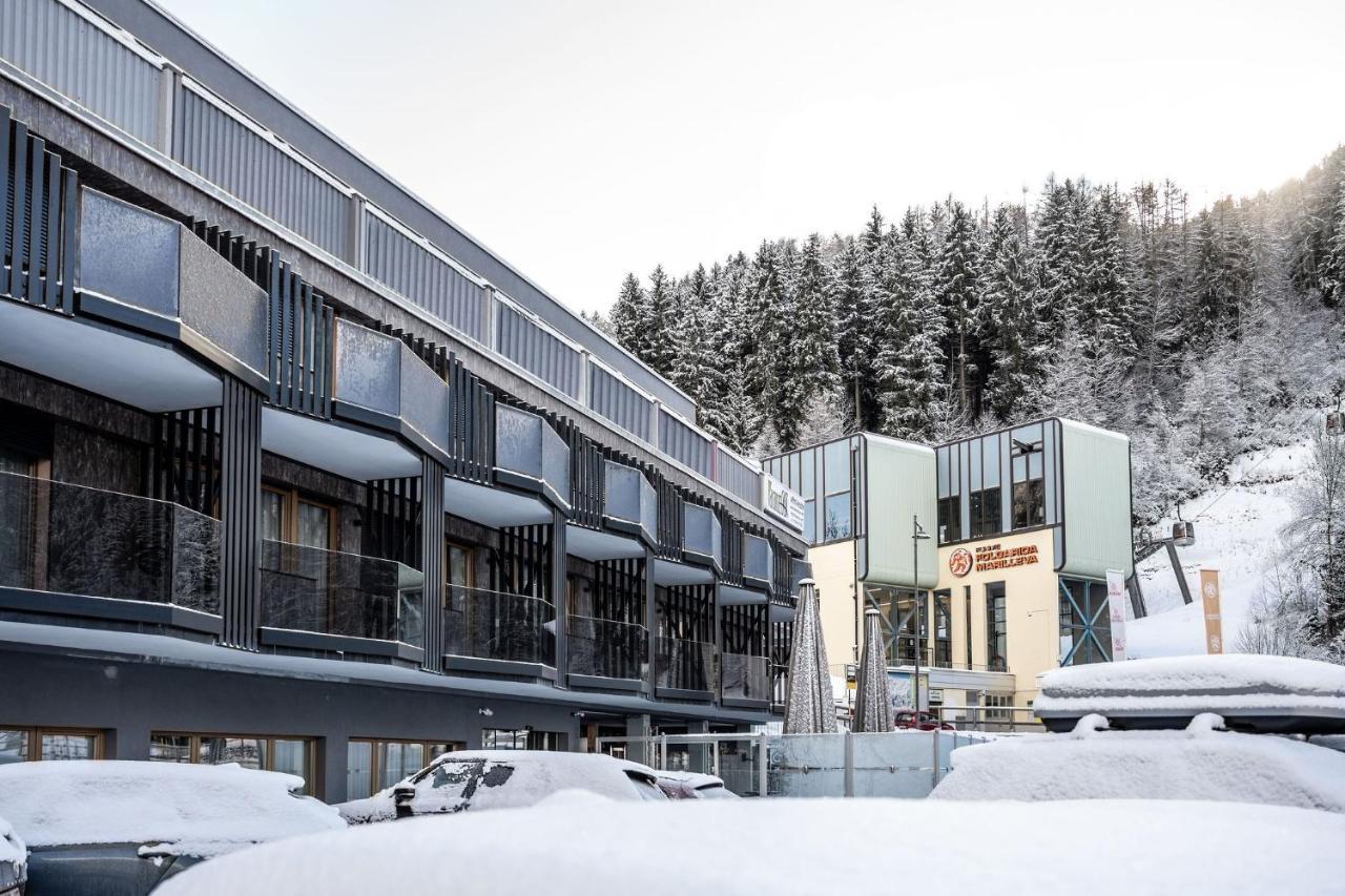 Ravelli Sporting Hotell Mezzana  Exteriör bild
