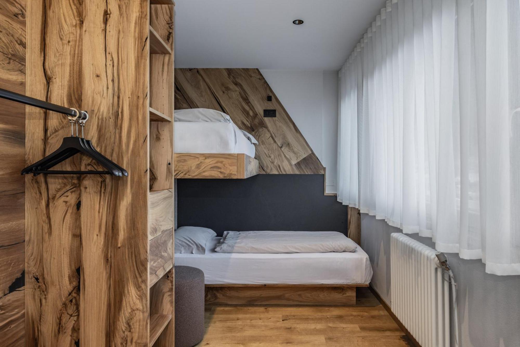 Ravelli Sporting Hotell Mezzana  Exteriör bild