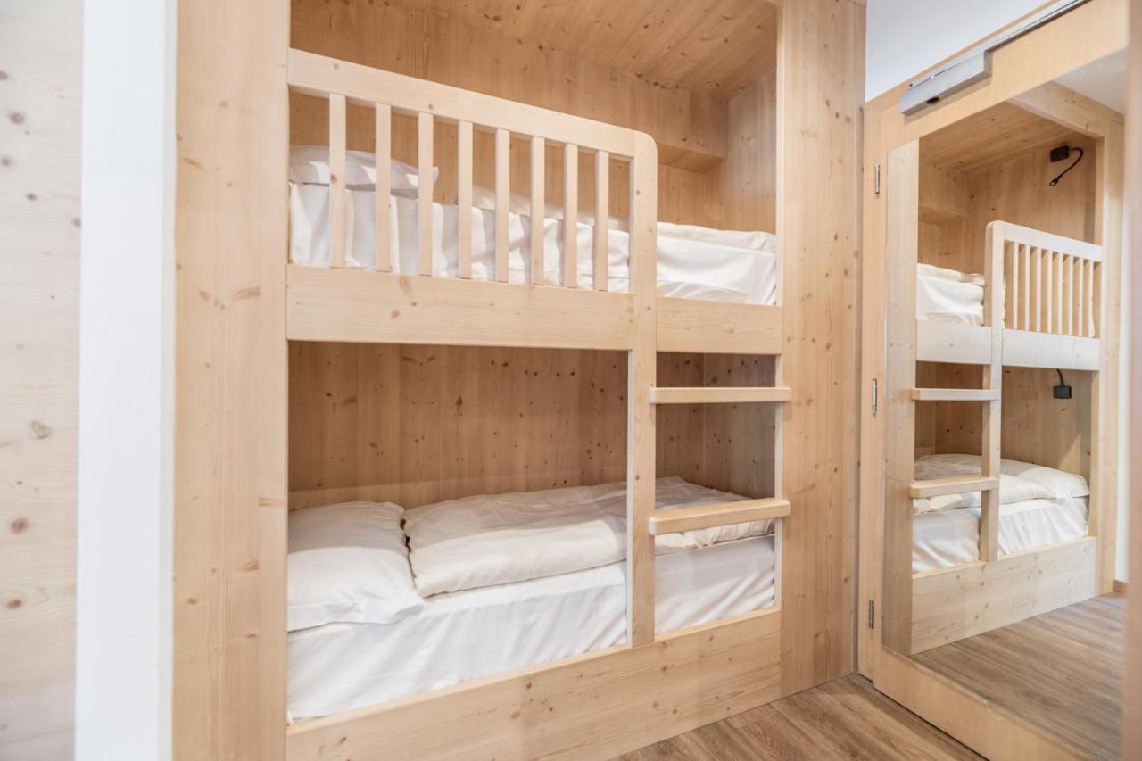 Ravelli Sporting Hotell Mezzana  Exteriör bild
